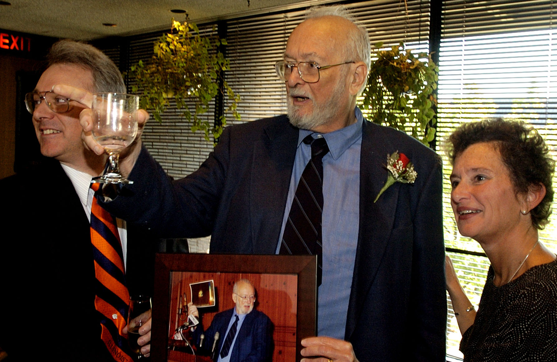 2003: Nobel Prize in Medicine